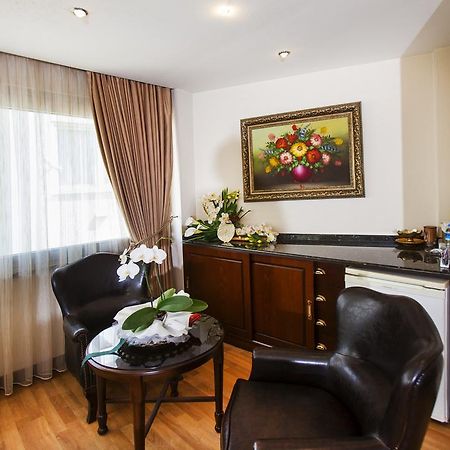 Adana Erten Hotel Екстер'єр фото
